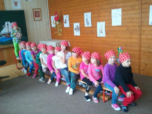 Návštěva ZŠ (jen 2. třída) – Moje první školička (6.11.2014)