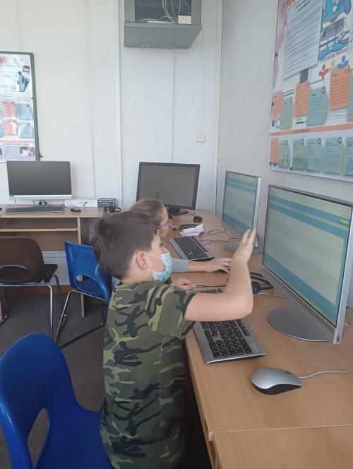 A zase ten covid aneb, když ve třídě zůstanou jen dva žáci